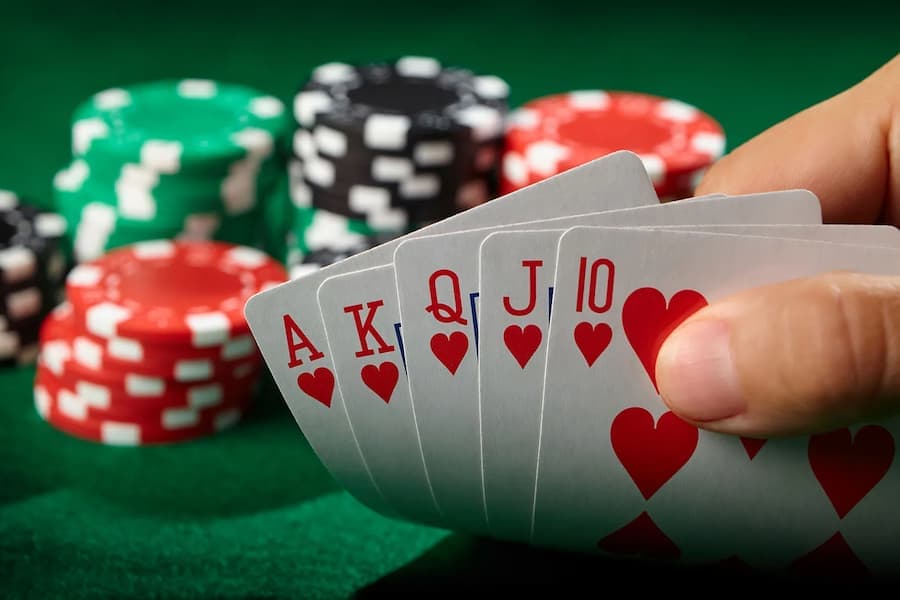 How to Play and Win at Online Poker Like a Pro